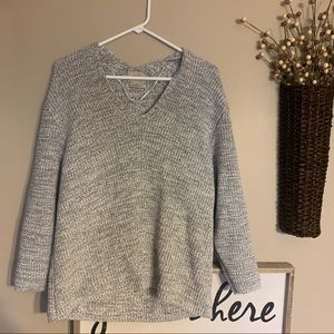 Urban Outfitters Gray V neck Sweater-Sm